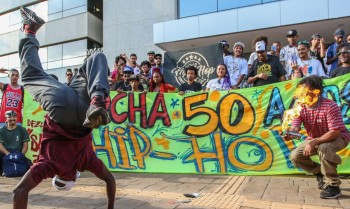 💽 Do gueto para o mundo