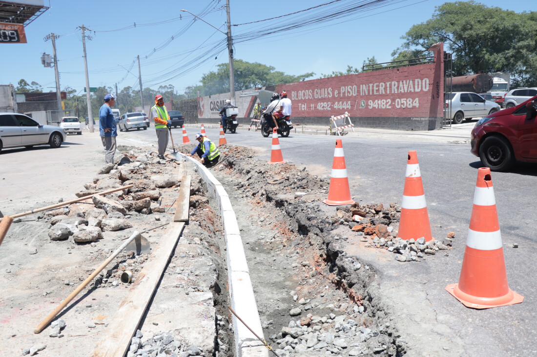 Trecho da avenida Francisco Marengo, em Suzano, passa por revitalização