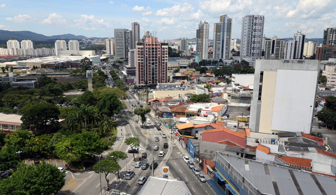 Prefeitura de Mogi antecipa 13º e injeta mais de R$ 26 milhões na economia