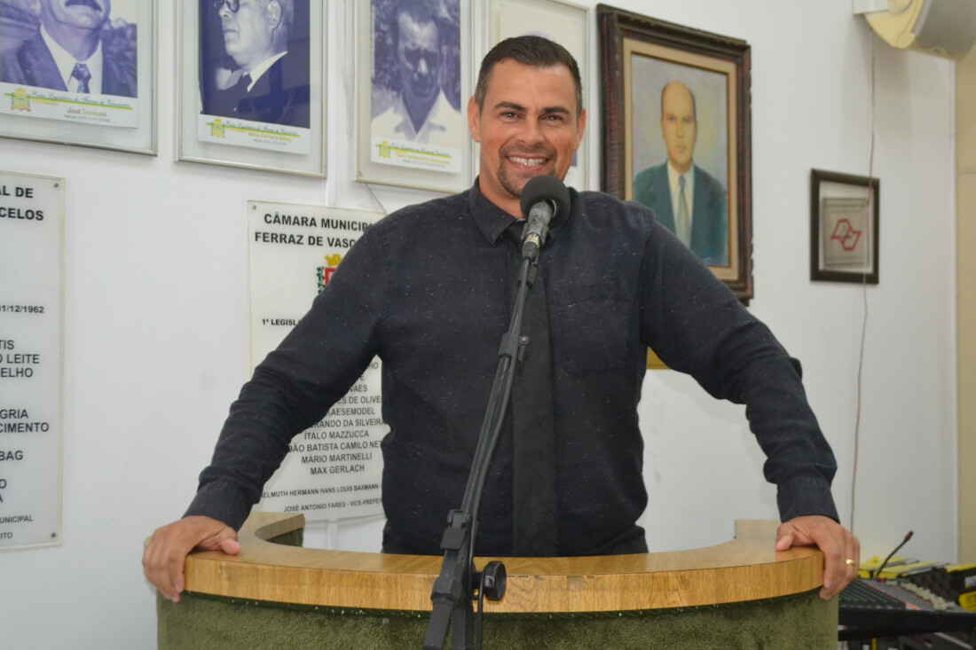 Câmara de Ferraz aprova a criação da Semana Municipal de Doação de Livros