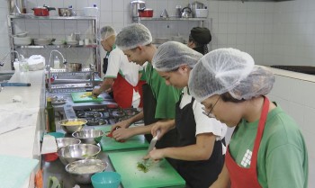 Comparações 