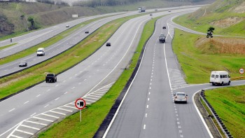 Rodovia Ayrton Senna terá redução de velocidade entre os kms 11 e 36 