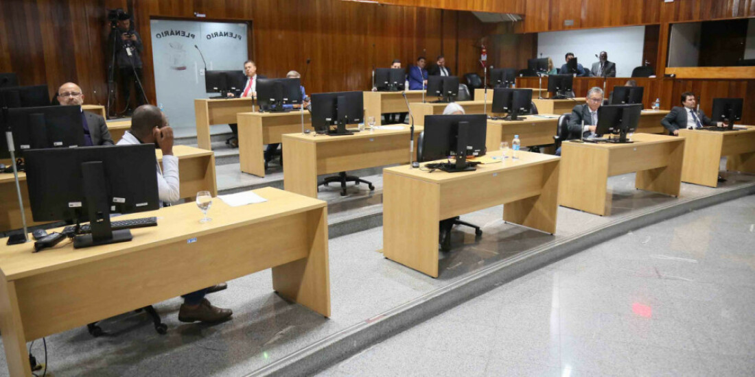 Câmara aprova uso de câmera em uniforme para guardas