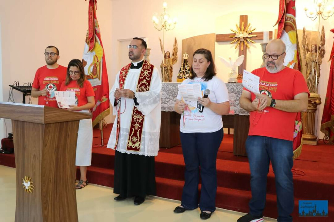 Coroa do Divino terá bingo especial de Natal neste sábado