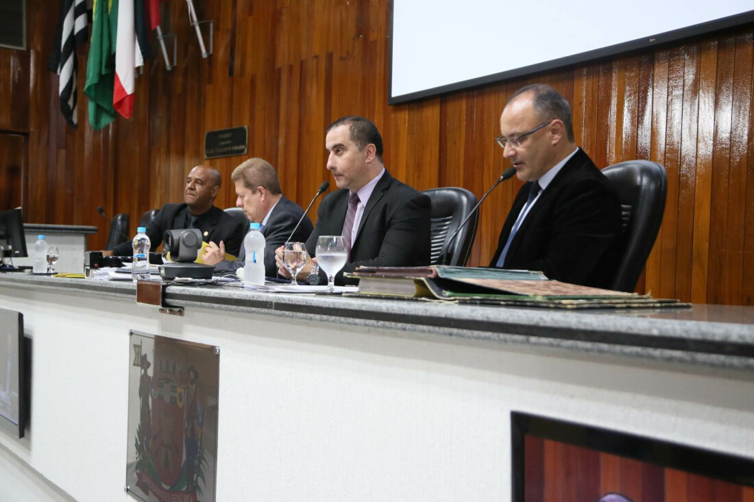 Lei de Diretrizes Orçamentárias é aprovada pela Câmara 