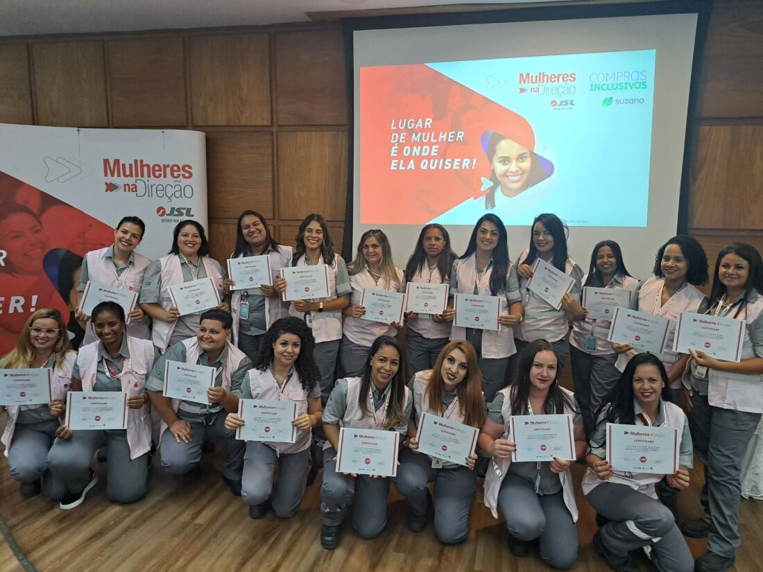 JSL forma operadoras de empilhadeira para atuarem no Alto Tietê