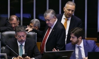 Armas e regimes específicos
