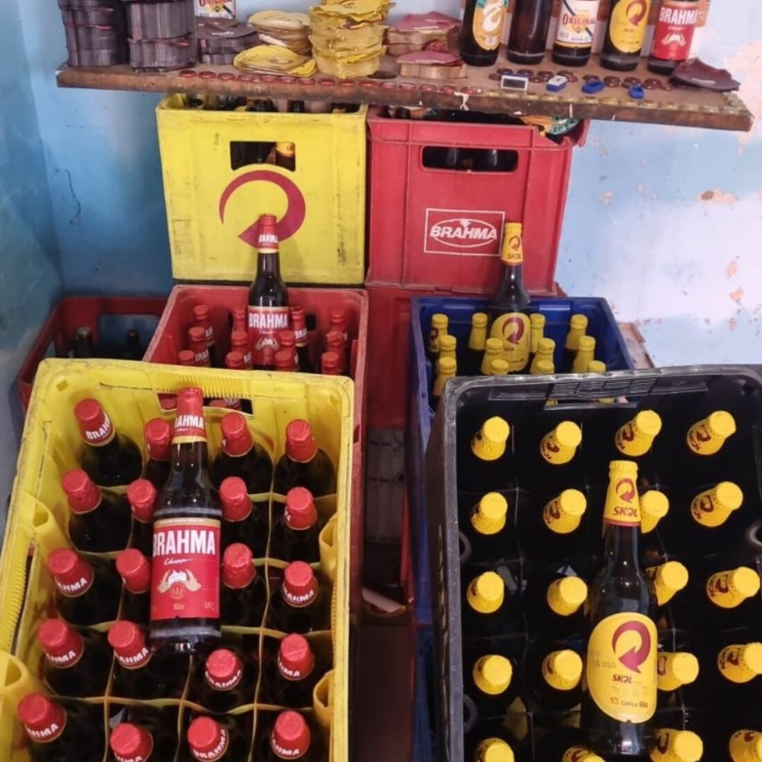 GCM encontra fábrica clandestina de cervejas em Itaquaquecetuba