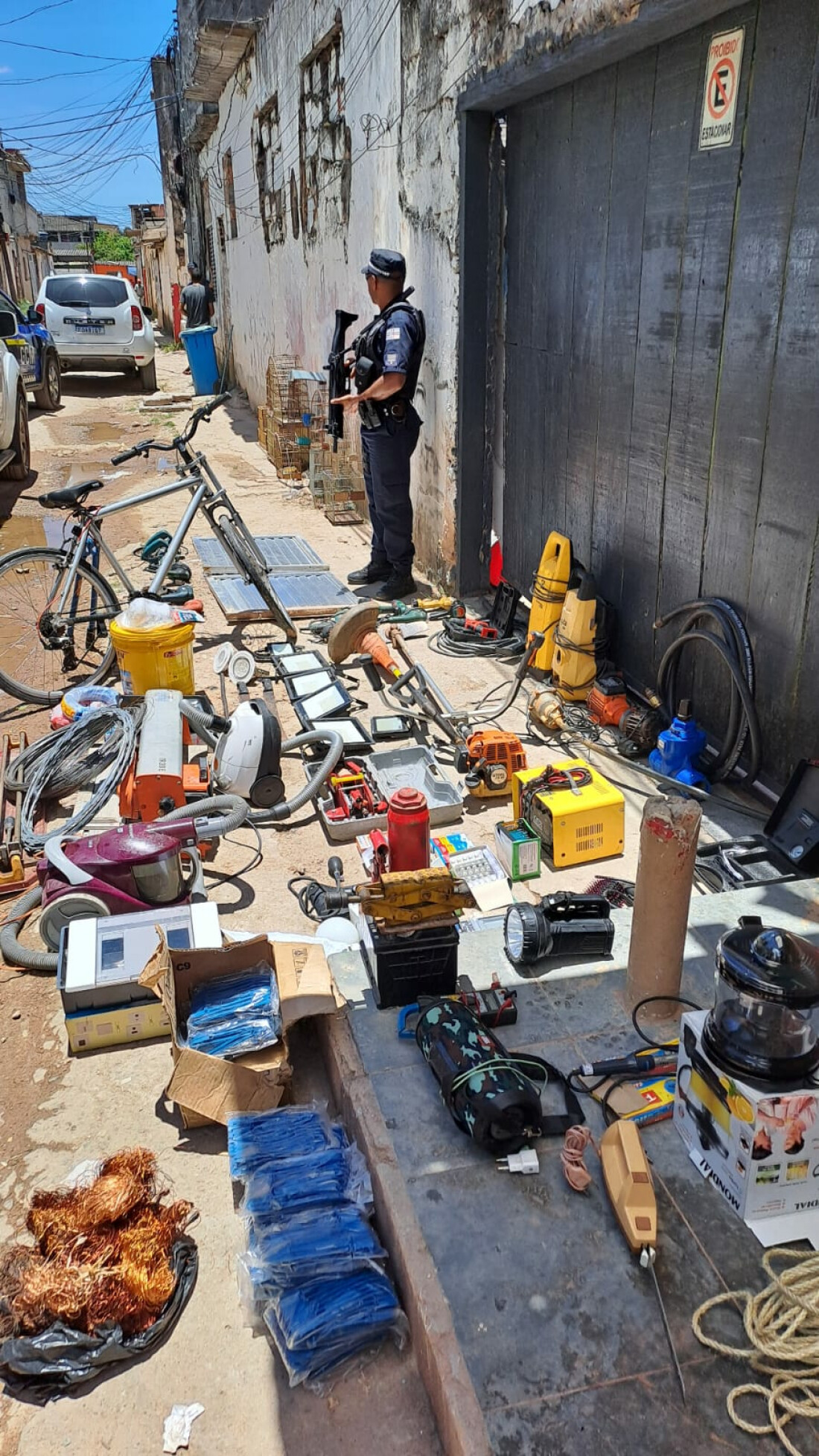 GCM de Itaquá apreende em comércio 170 itens de furto