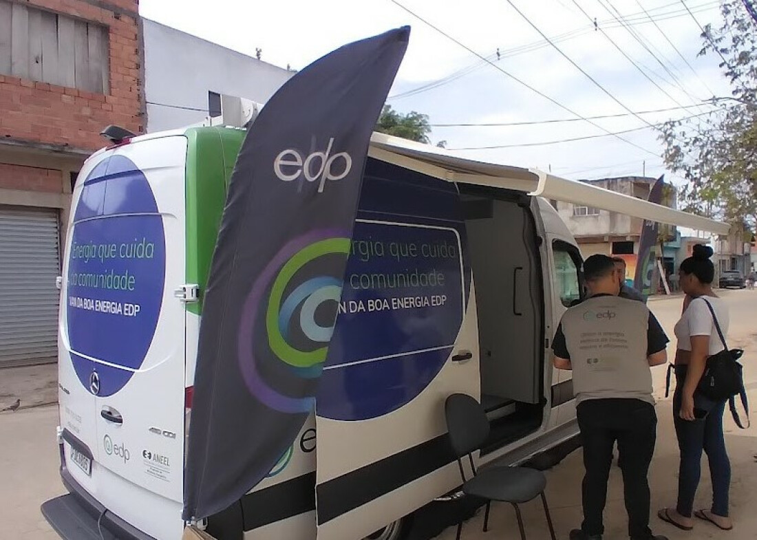 Van da EDP leva serviços e informações a bairros de Mogi 