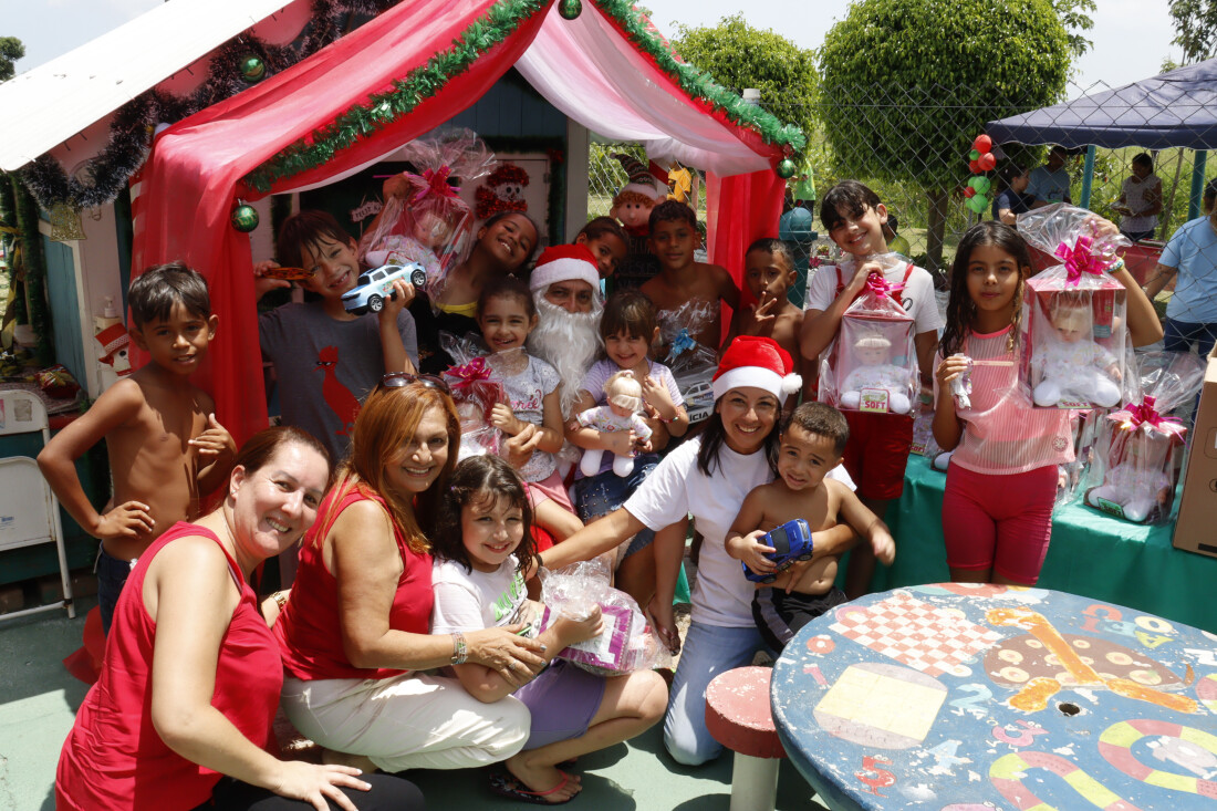 Fundo Social de Suzano realiza entrega de 11,9 mil brinquedos