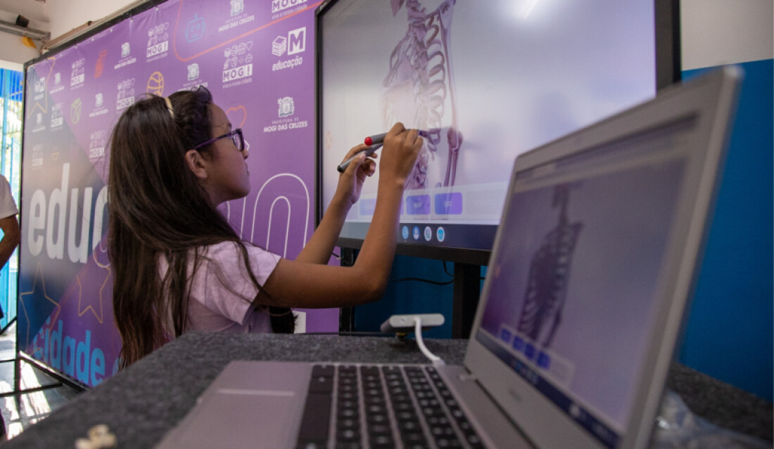 Mogi investe R$ 12 milhões em tecnologia e conectividade da rede de ensino