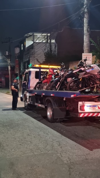 Operação de Natal da GCM de Itaquá apreende 18 motocicletas