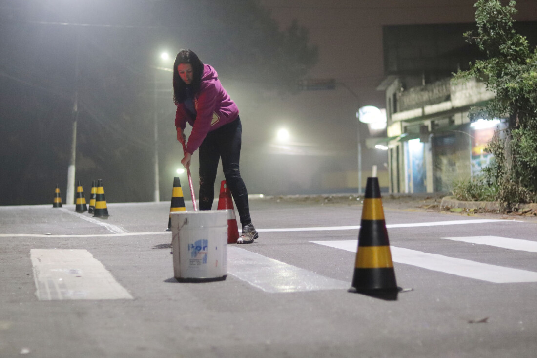 Transporte executa melhorias em mais de 2,3 mil pontos de sinalização no ano