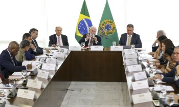 Novas ações