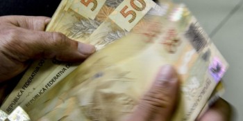 Beneficiários com NIS final 5 recebem hoje o Auxílio Brasil