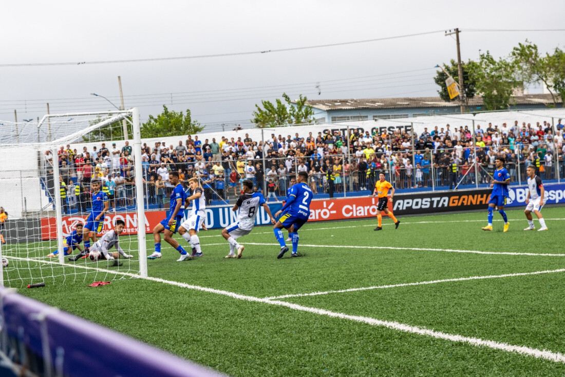 Aster Itaquá vence e garante classificação para terceira fase da Copinha
