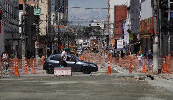 Obras do Programa Nova Mogi avançam na Voluntário Fernando Pinheiro Franco 