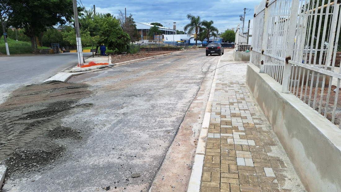 Prefeitura de Poá acelera construção de acesso e saída do novo viaduto