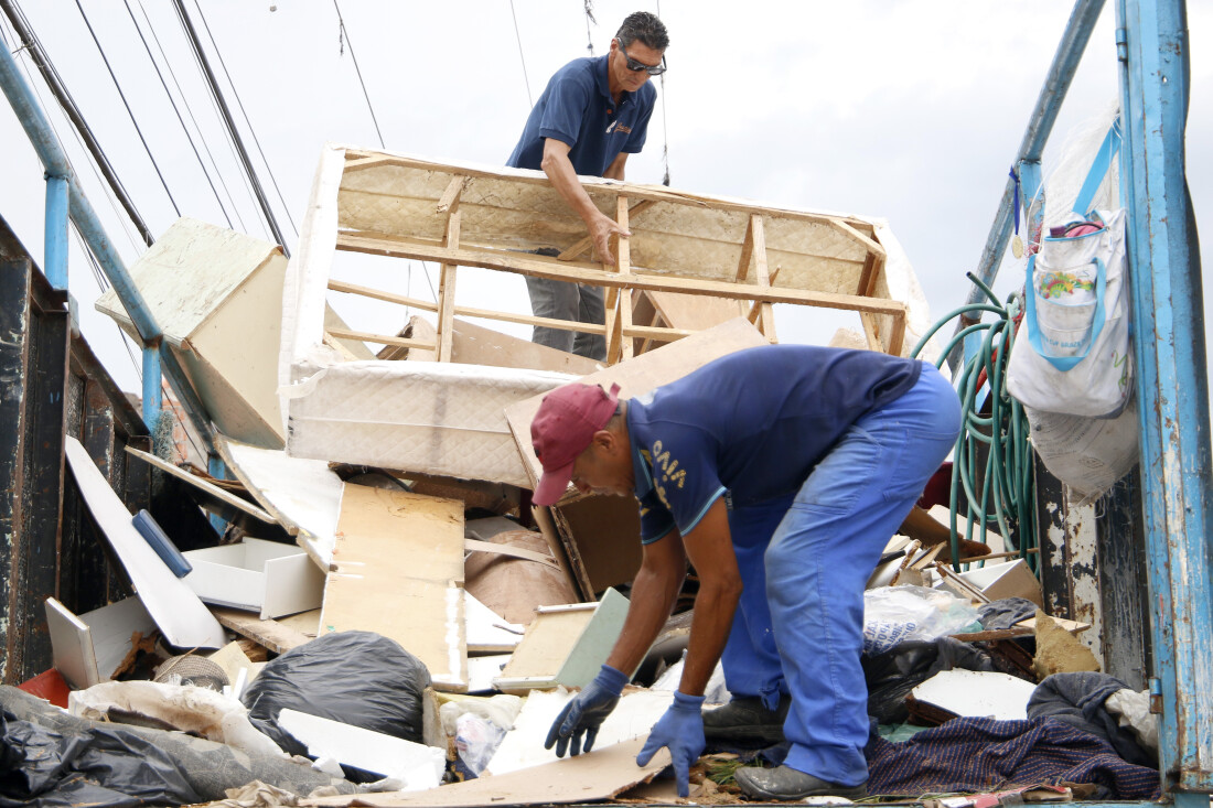 Operação 'Cata-Treco' recolhe 45 toneladas de inservíveis