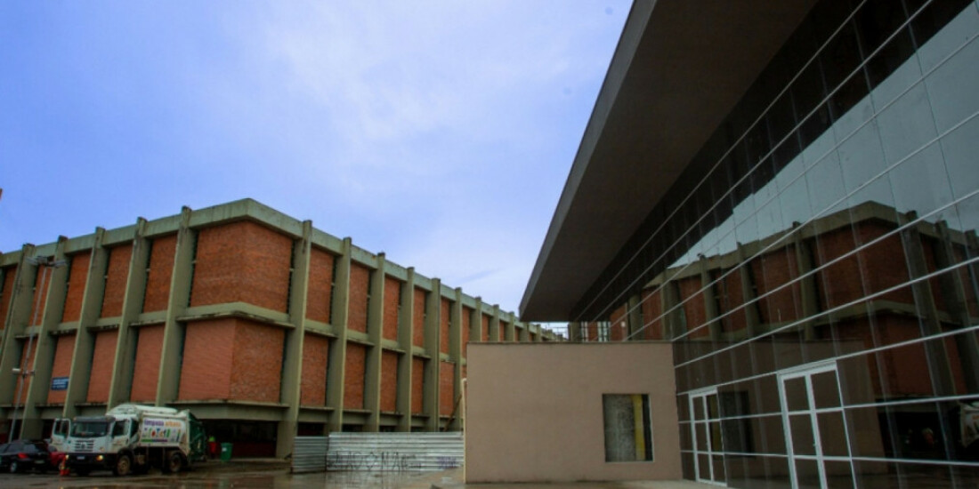 Mogi das Cruzes disputa títulos masculino e feminino em campeonato regional de vôlei