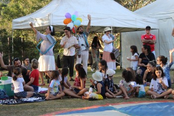 Opereta recebe teatro na praça neste sábado