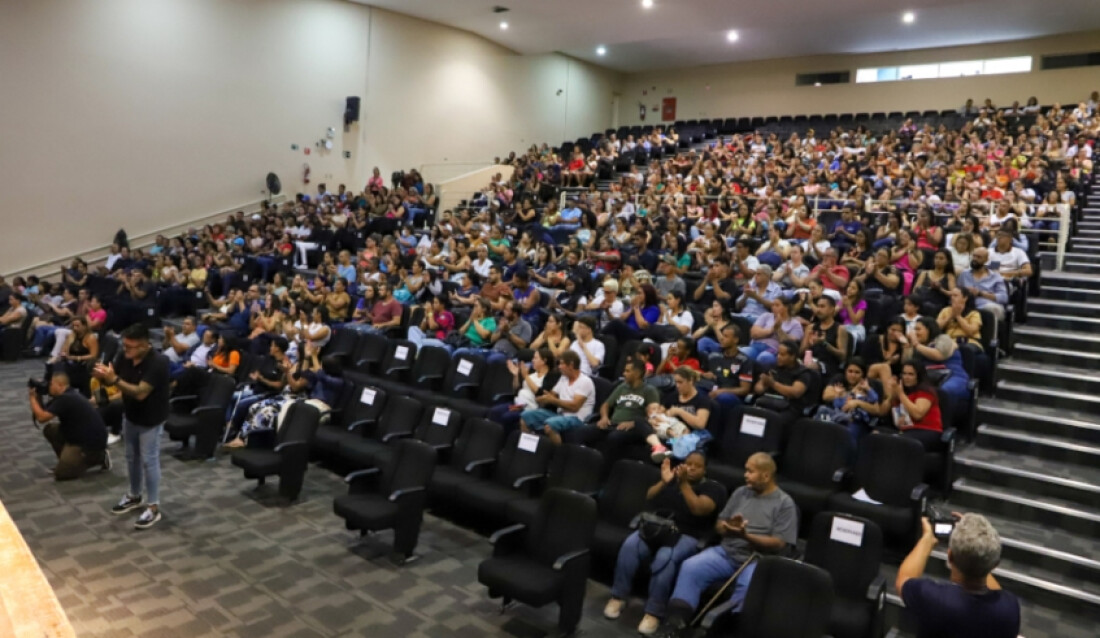 Mogi inicia ciclo de reuniões com inscritos no Cadastro de Habitação