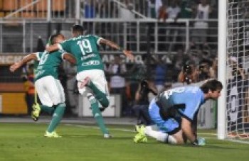 Palmeiras bate o Grêmio por 3 a 2 e dorme no G4