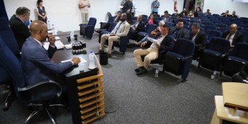 Vereadores sugerem isenção da conta de água e IPTU para vítimas das enchentes