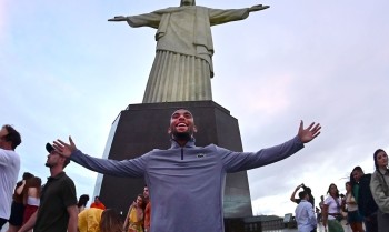 Astros na história