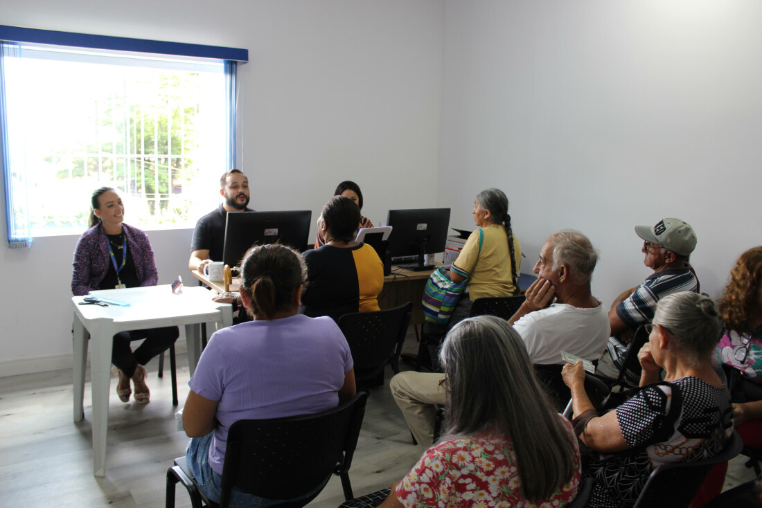Itaquá promove mutirão para impressão da Carteira do Idoso nos CRAS 