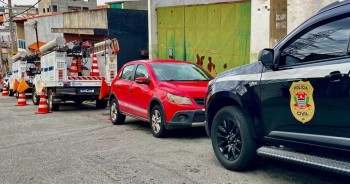 Operação policial flagra furto de energia em fábrica em Poá