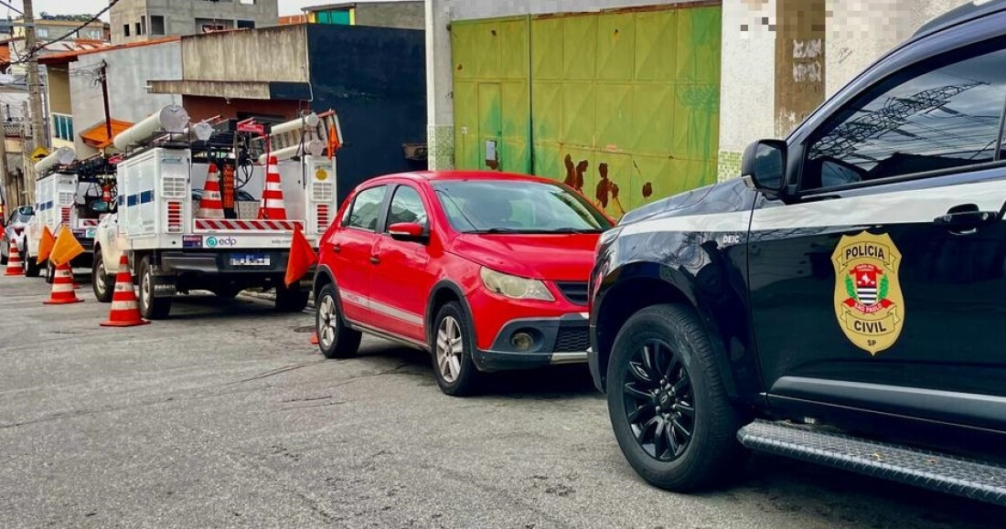 Operação policial flagra furto de energia em fábrica em Poá