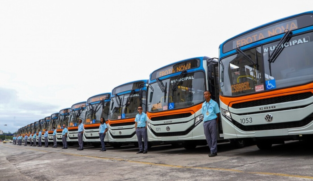 Novo aplicativo para recarga é apresentado e 23 novos ônibus são entregues