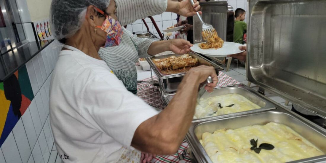 Instituição realiza Jantar Solidário em Ferraz