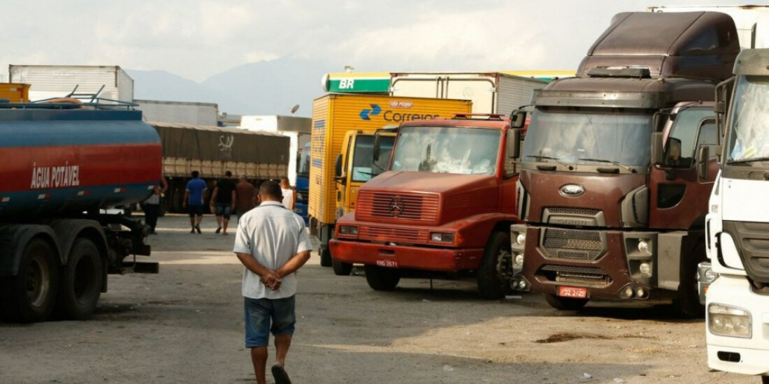 Última parcela dos auxílios Caminhoneiro e Taxista será paga hoje