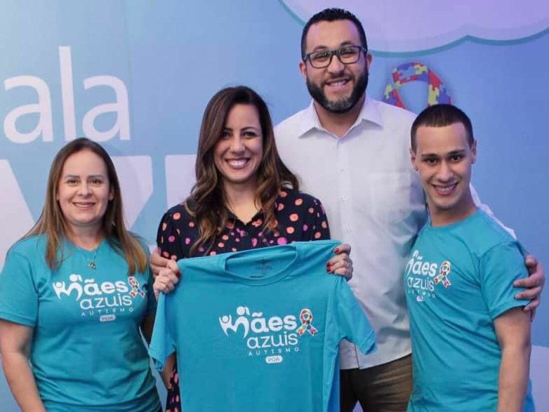 Mães Azuis destacam importância da Sala Azul em Poá e cobram clínica-escola