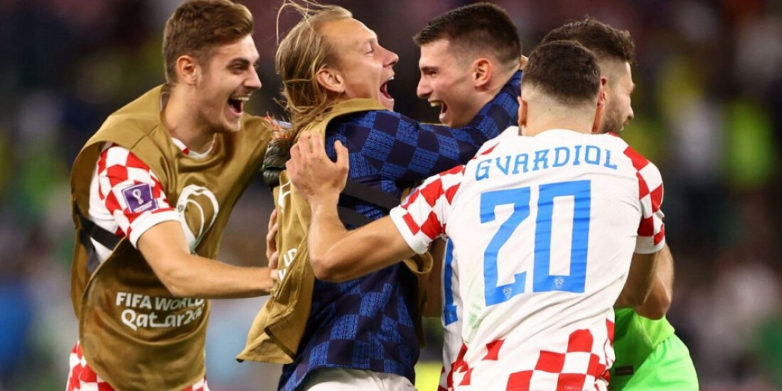 Torcedores da Croácia em São Paulo comemoram vitória da seleção