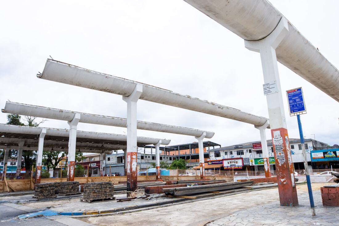 Reforma do Terminal Manoel Feio, em Itaquá, alcança 40% de conclusão