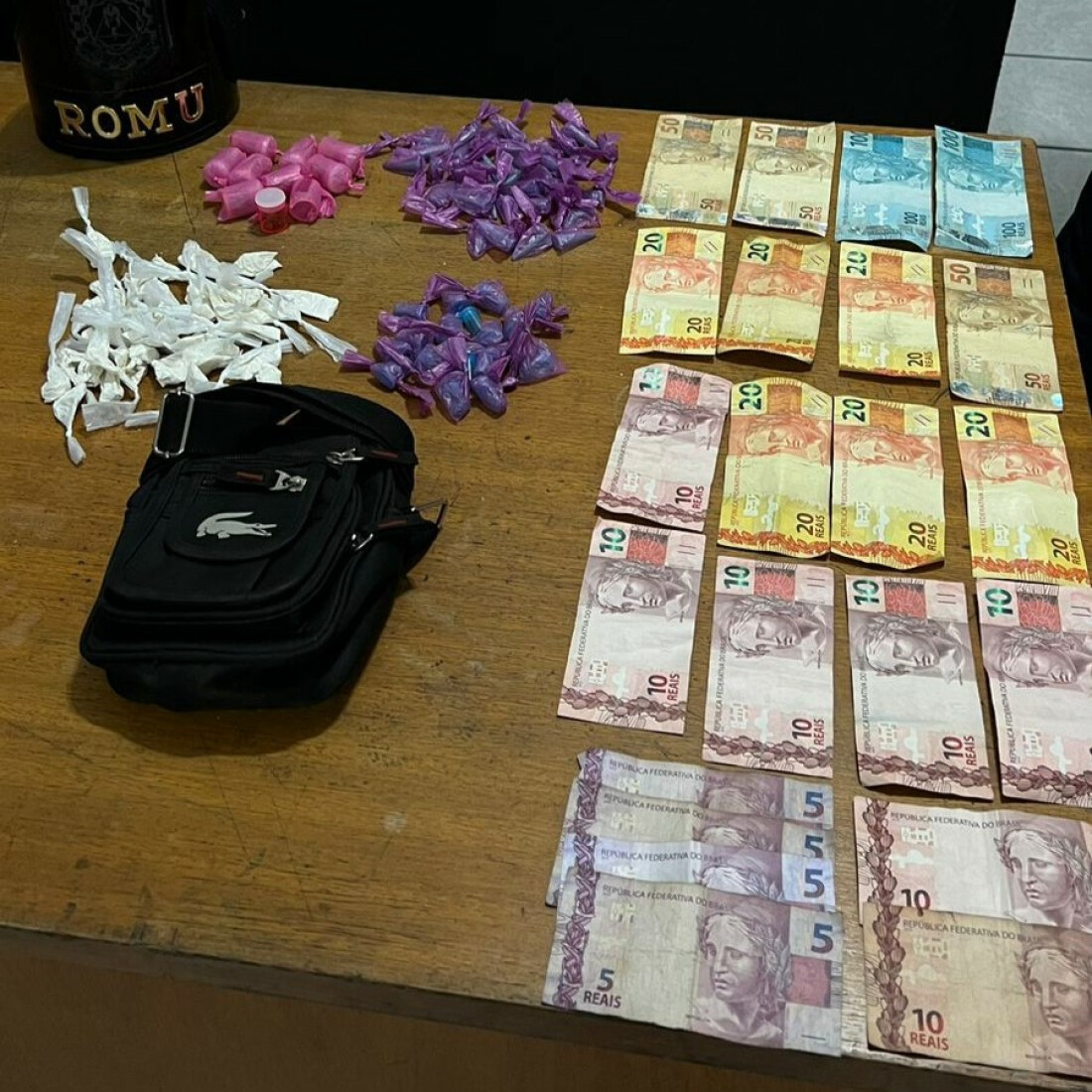 GCM detém suspeitos por tráfico e prende motorista por embriaguez