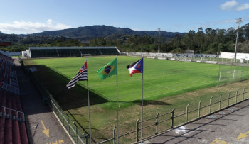 Programação esportiva de Mogi tem jogos de basquete e futebol