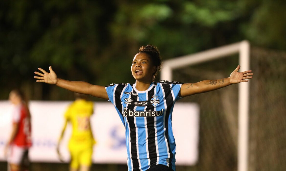 Grêmio vence clássico com Internacional no Brasileiro Feminino