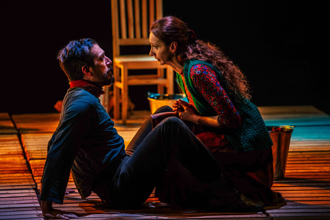 Mogi recebe o espetáculo "Foxfinder – A Caça" nesta quinta (18) no Vasques 