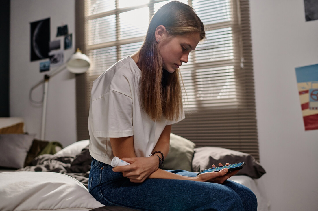 Uso excessivo de redes sociais pode prejudicar a saúde mental na adolescência