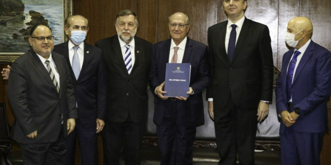 Alckmin recebe relatório de impactos da pandemia na educação