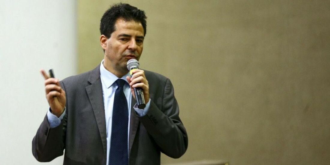 Ministro defende aperfeiçoamento de marcos legais do setor energético