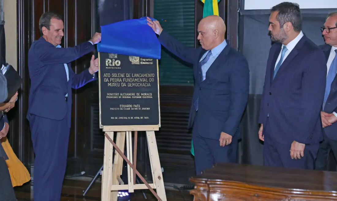Município do Rio e TSE lançam pedra fundamental do Museu da Democracia