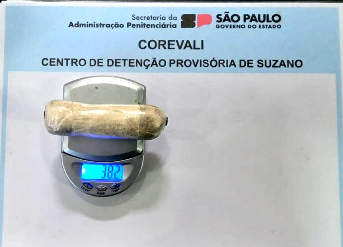 Mulher é flagrada após tentar entrar com drogas no corpo no CDP de Suzano