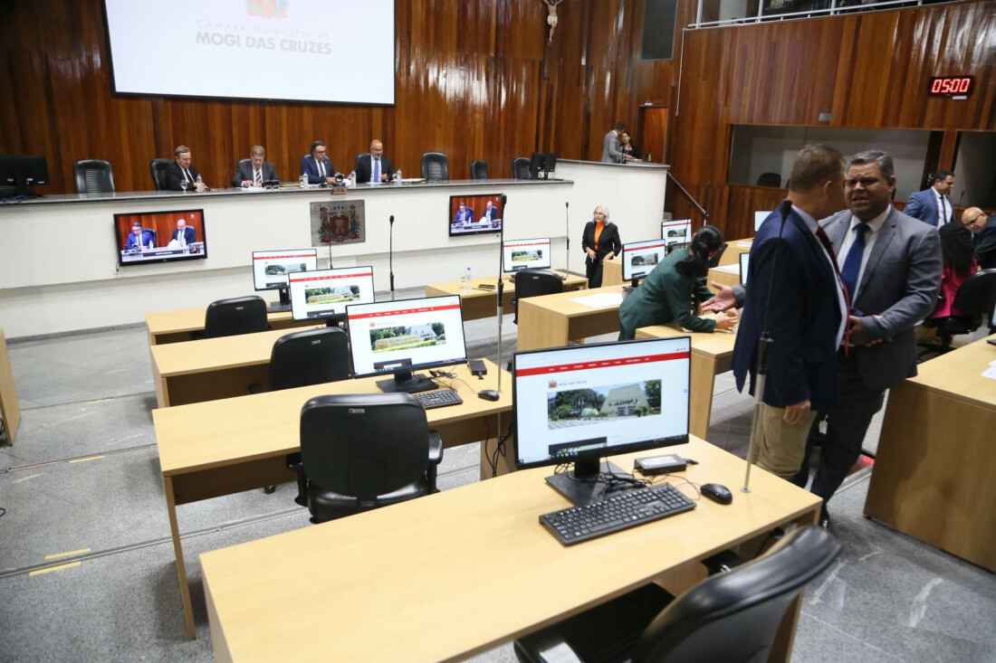 Vereadores aprovam multa para veículos com escapamento adulterado