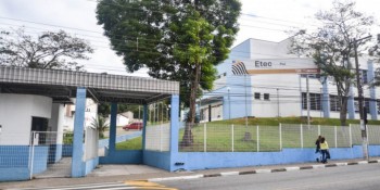 Trabalhadores das Etecs e Fatec fazem paralisação hoje